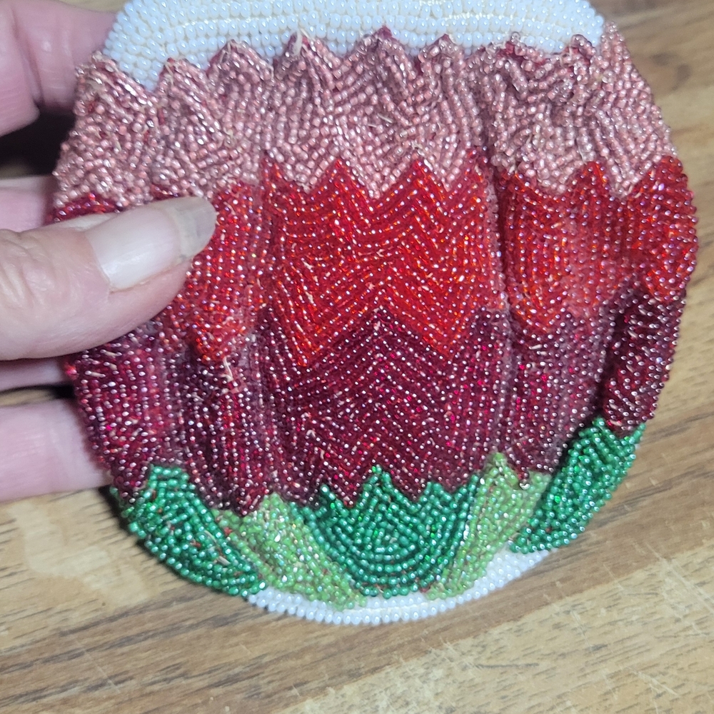 Vintage Beaded Change Purse By Lill